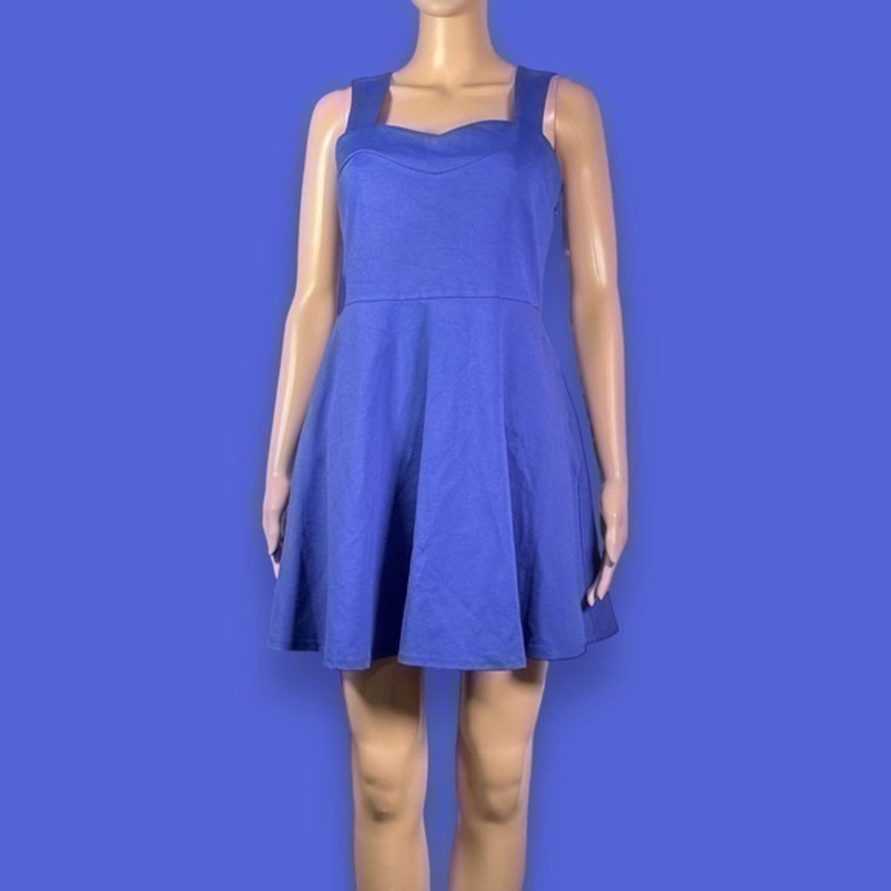 NWT The Vanity Room Sweetheart Neckline Mini Skater Dress Sz SP - "Victoire"